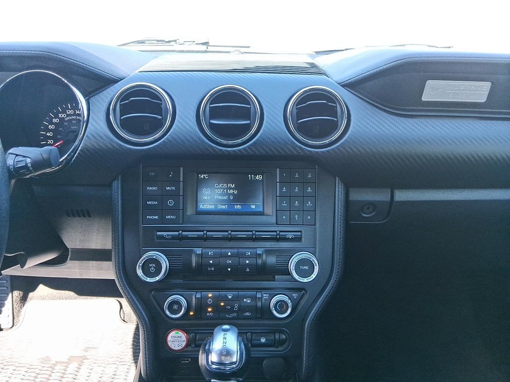 2016 Ford Mustang Coupe V6 in Stratford, Ontario - 14 - w1024h768px