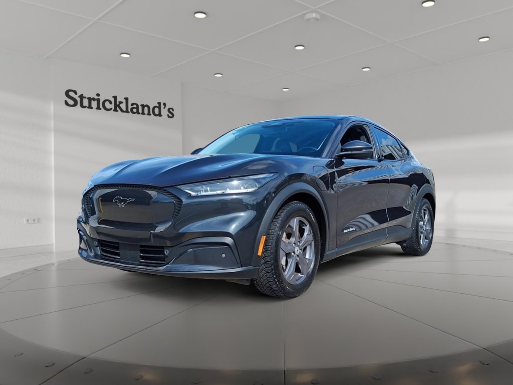 2022 Ford Mustang Mach-e Select AWD in Stratford, Ontario - 1 - w1024h768px
