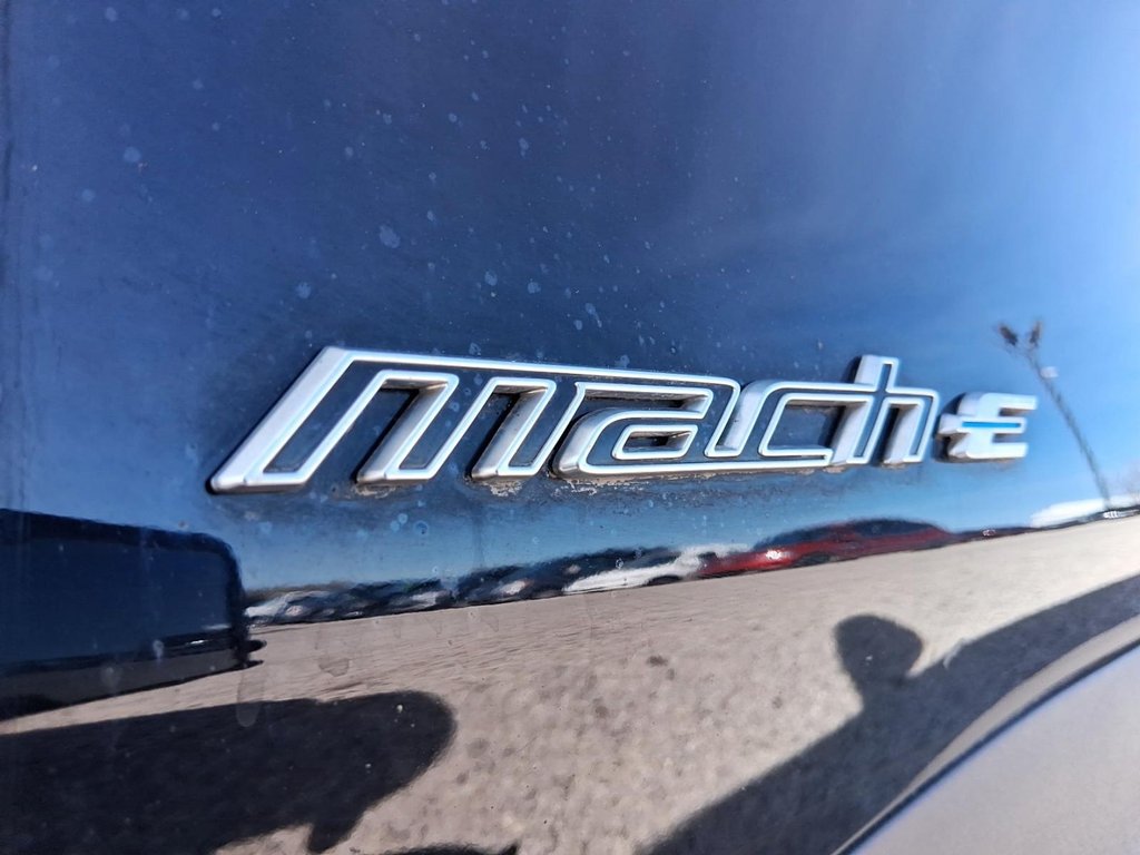 2023 Ford Mustang Mach-e Select RWD in Stratford, Ontario - 8 - w1024h768px