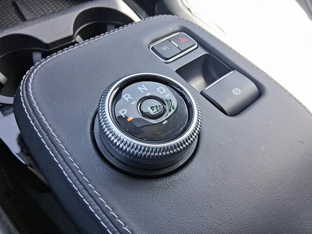 2023 Ford Mustang Mach-e Select RWD in Stratford, Ontario - 17 - w1024h768px