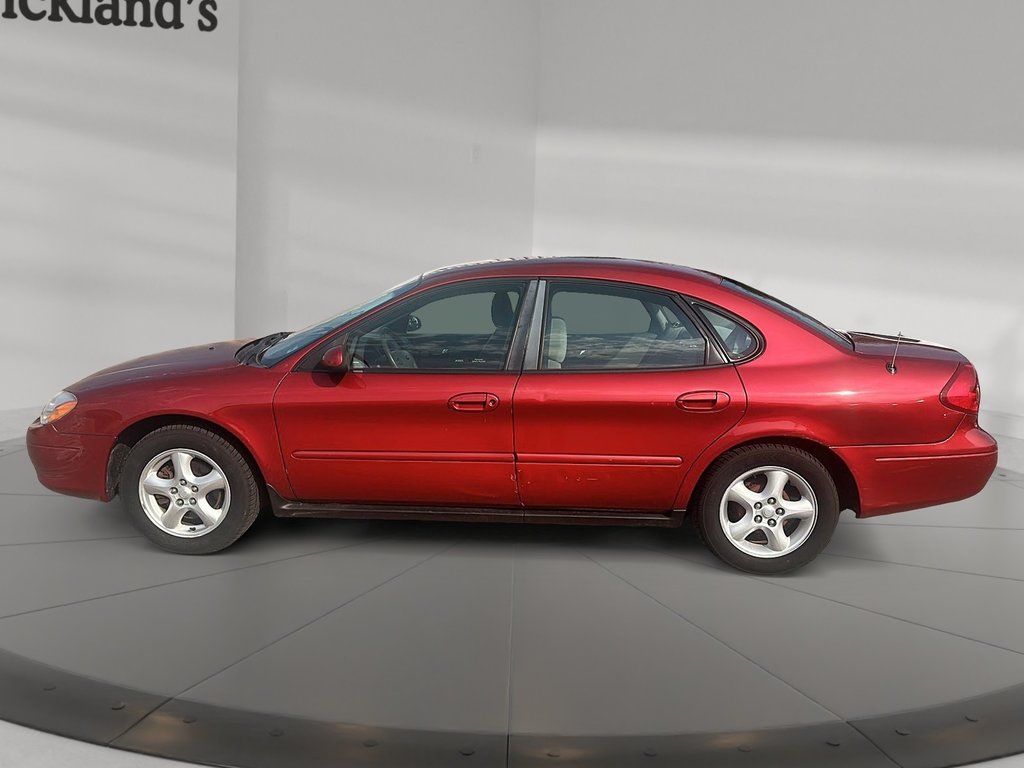 2001 Ford Taurus SE Sedan in Stratford, Ontario - 5 - w1024h768px