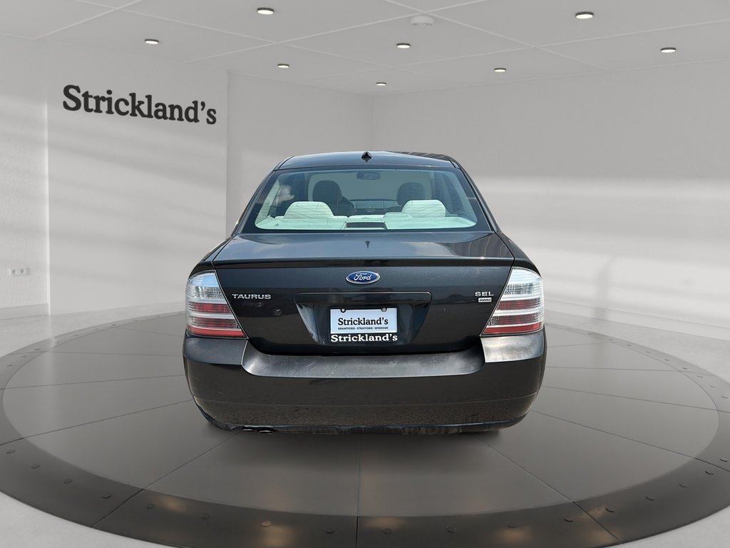 2008 Ford Taurus SEL Sedan AWD in Stratford, Ontario - 3 - w1024h768px