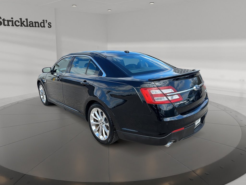 2016 Ford Taurus Limited in Stratford, Ontario - 4 - w1024h768px