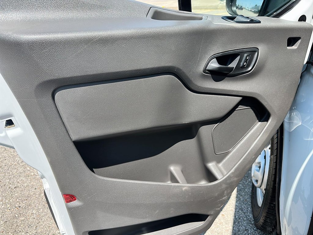 2022 Ford Transit 250 Cargo Van 148 WB - Low Roof - Sliding Pass.side Cargo in Stratford, Ontario - 10 - w1024h768px