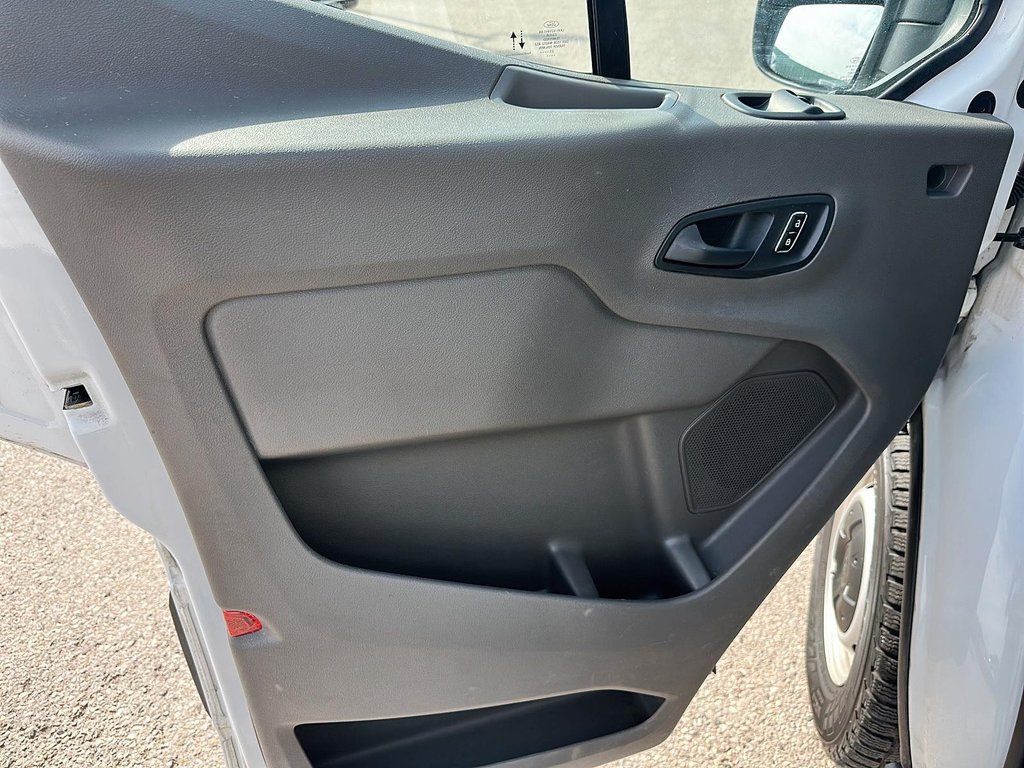 2023 Ford Transit 250 Cargo Van 148 El - High Roof - Sliding Pass.side Cargo in Stratford, Ontario - 10 - w1024h768px