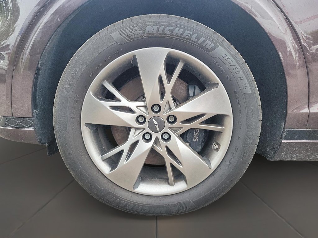 2023 GENESIS GV70 2.5T Prestige AWD in Stratford, Ontario - 7 - w1024h768px