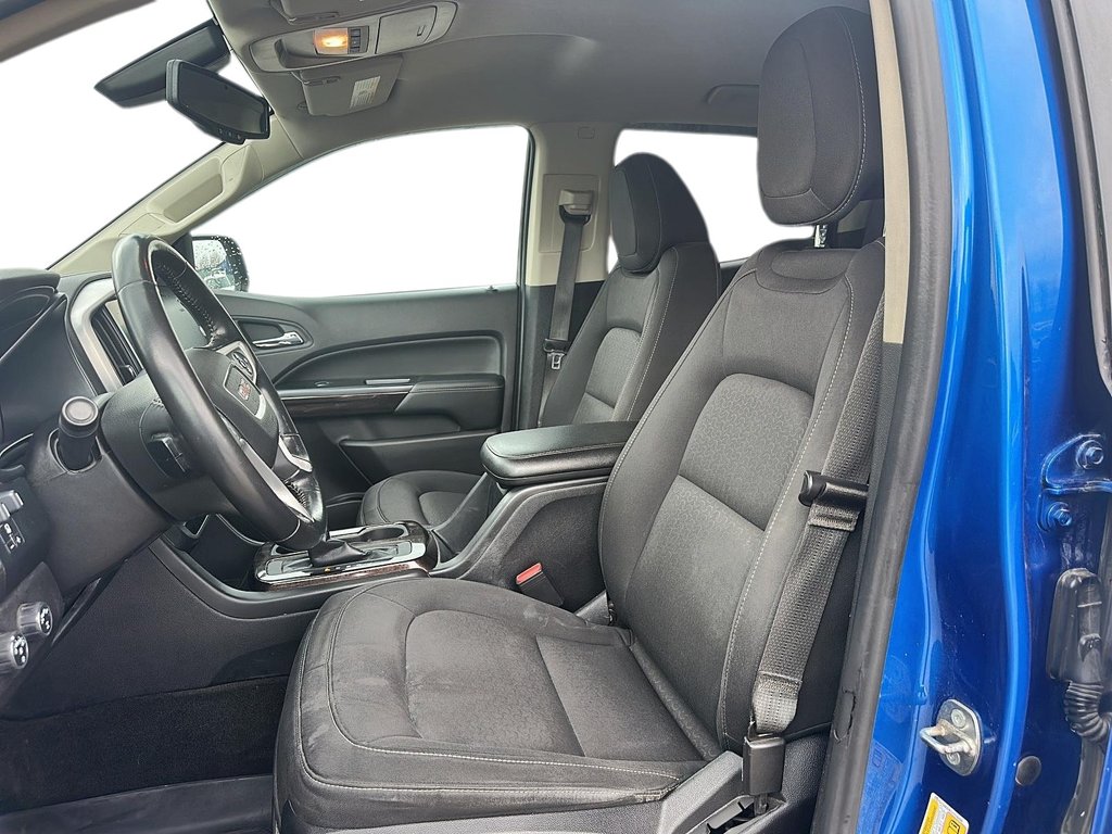 2018 GMC Canyon Crew 4x4 All Terrain / Short Box in Stratford, Ontario - 8 - w1024h768px
