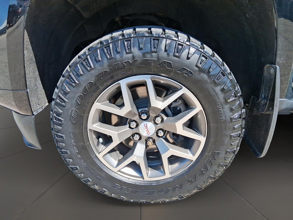 2021 GMC Canyon Crew 4x4 At4 Long Box in Stratford, Ontario - 7 - w1024h768px