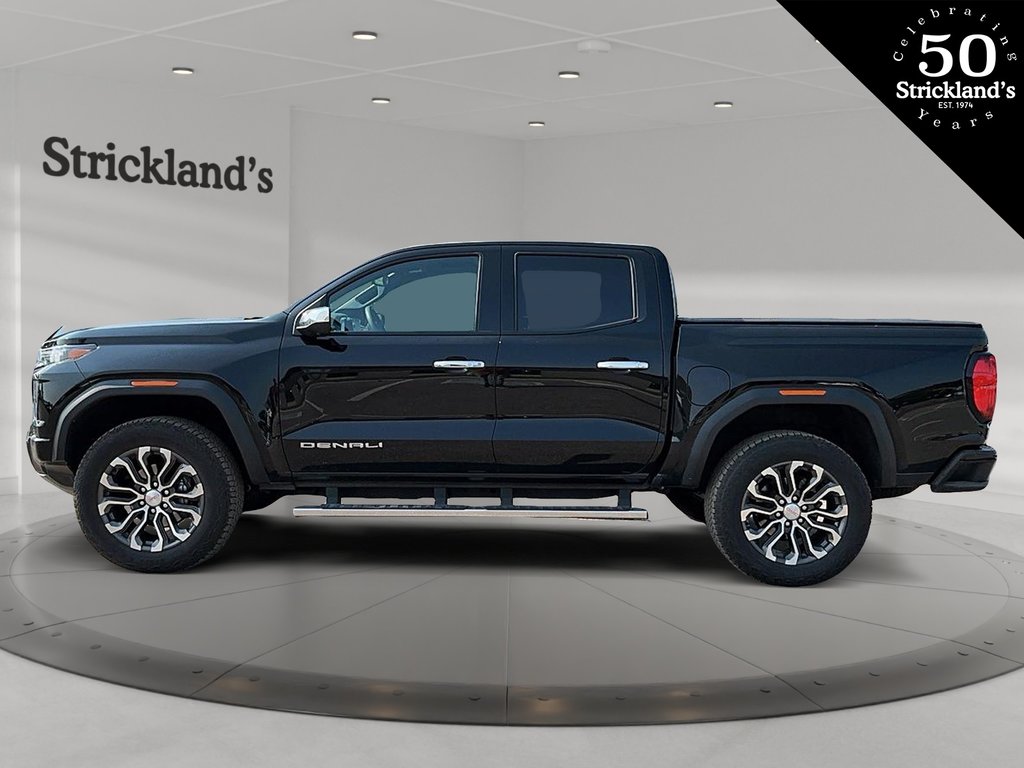 2023  Canyon Crew Cab Short Box 4WD Denali in Stratford, Ontario - 5 - w1024h768px