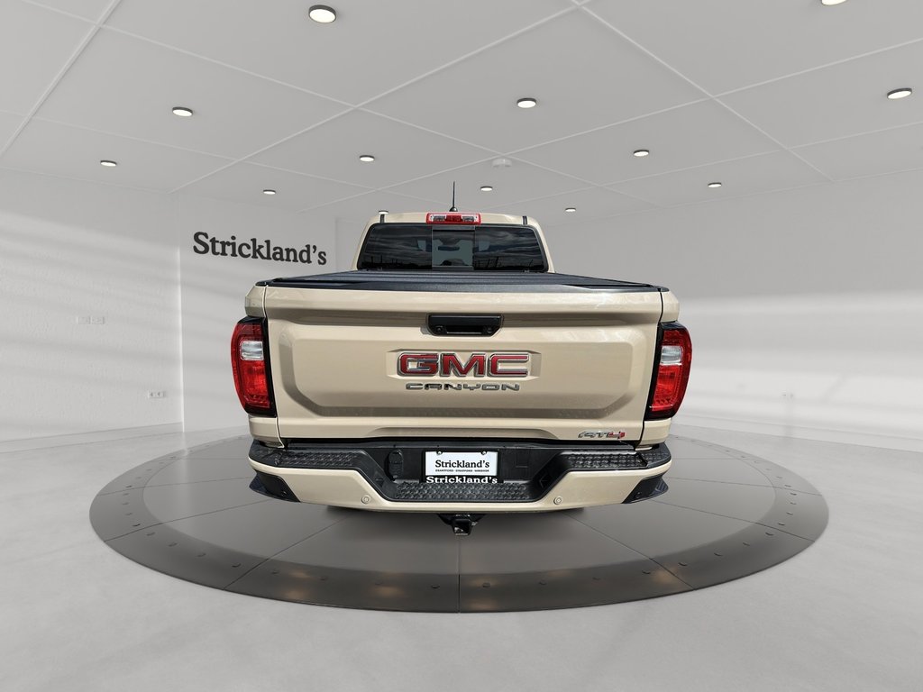 2024 GMC Canyon Crew Cab Short Box 4-Wheel Drive AT4 in Stratford, Ontario - 3 - w1024h768px