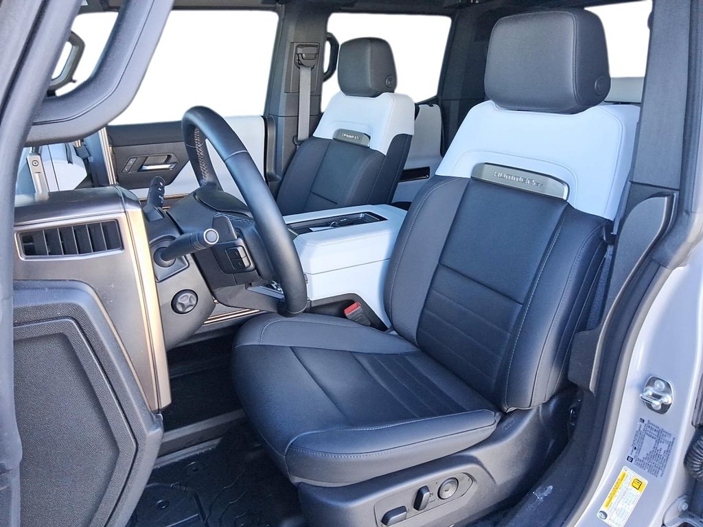 2024 GMC HUMMER EV Pickup e4WD Crew Cab 2X in Stratford, Ontario - 8 - w1024h768px