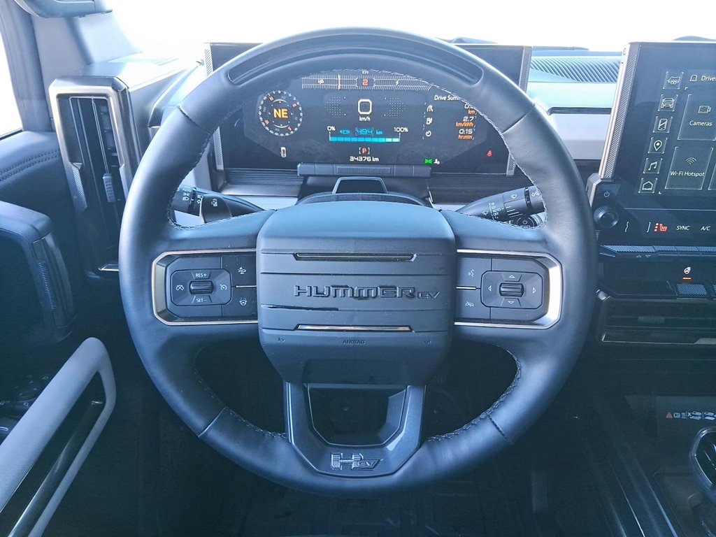 2024 GMC HUMMER EV Pickup e4WD Crew Cab 2X in Stratford, Ontario - 12 - w1024h768px