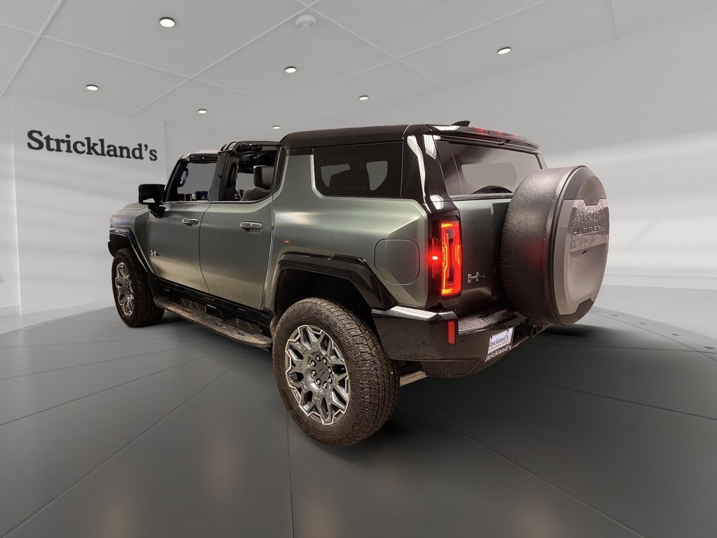 2024 GMC HUMMER EV SUV E4WD 4dr 3X in Stratford, Ontario - 4 - w1024h768px
