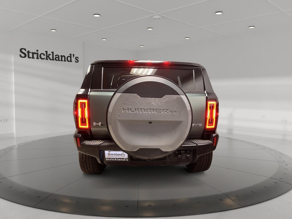 2024 GMC HUMMER EV SUV E4WD 4dr 3X in Stratford, Ontario - 3 - w1024h768px
