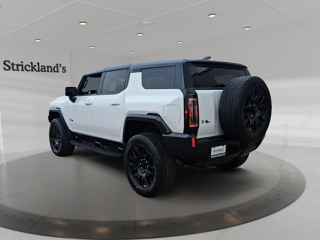 2025 GMC HUMMER EV SUV e4WD 4dr 2X in Stratford, Ontario - 4 - w1024h768px