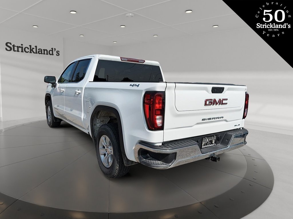 2022  NEW SIERRA 1500 CREW CAB 4X4 SLE Standard Box in Stratford, Ontario - 4 - w1024h768px