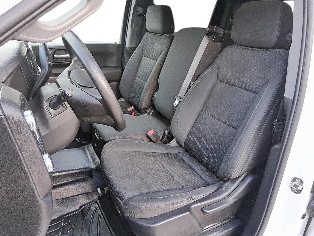 2022 GMC New Sierra 1500 Crew Cab 4x4 Pro Standard Box in Stratford, Ontario - 7 - w1024h768px