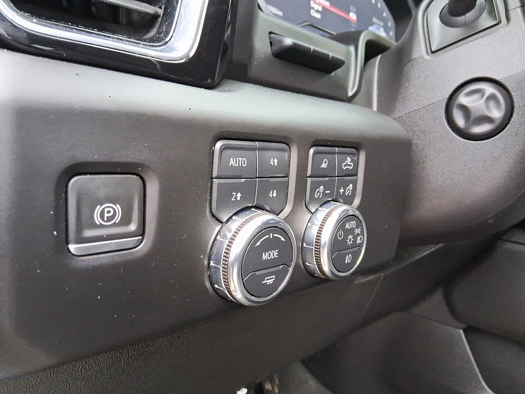 2022 GMC New Sierra 1500 Crew Cab 4x4 Denali Standard Box in Stratford, Ontario - 17 - w1024h768px