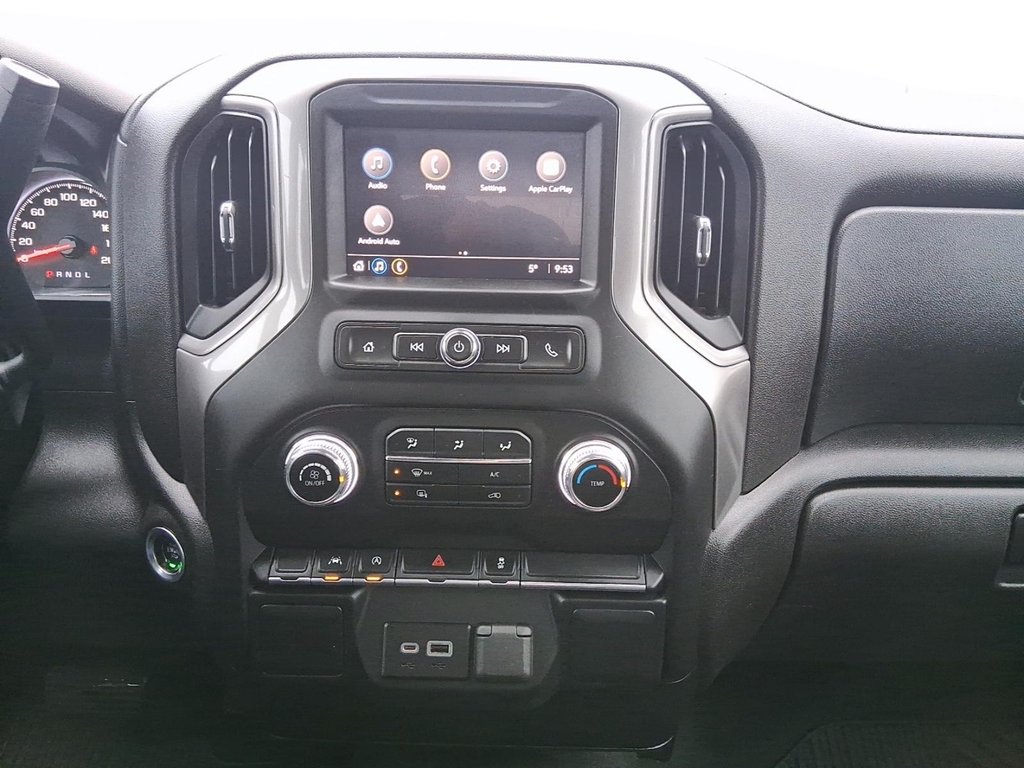 2022 GMC New Sierra 1500 Double Cab 4x4 Double Cab Standard Box 4WD Base in Stratford, Ontario - 15 - w1024h768px