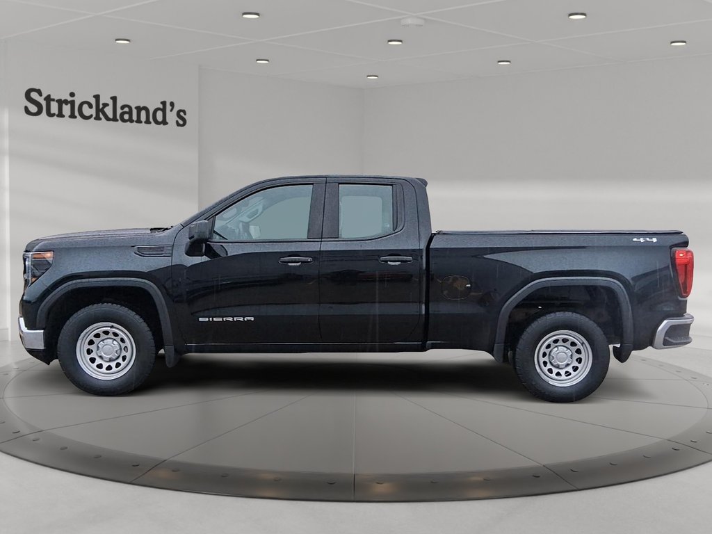 2022 GMC New Sierra 1500 Double Cab 4x4 Double Cab Standard Box 4WD Base in Stratford, Ontario - 5 - w1024h768px
