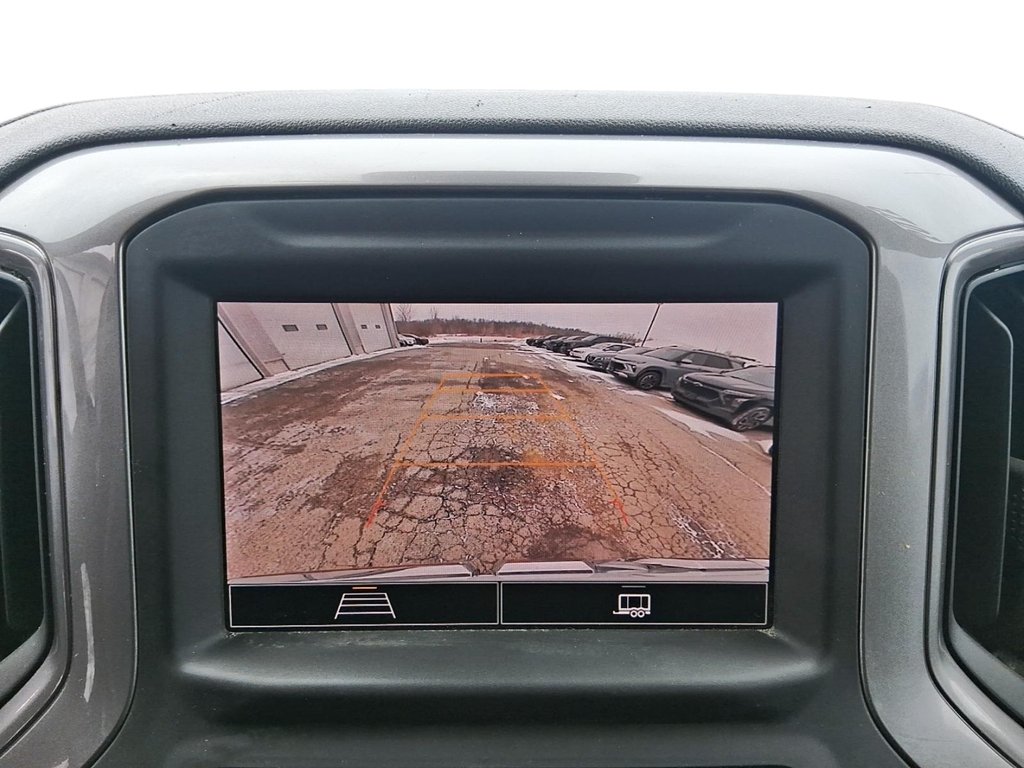 2022 GMC New Sierra 1500 Double Cab 4x4 Double Cab Standard Box 4WD Base in Stratford, Ontario - 20 - w1024h768px