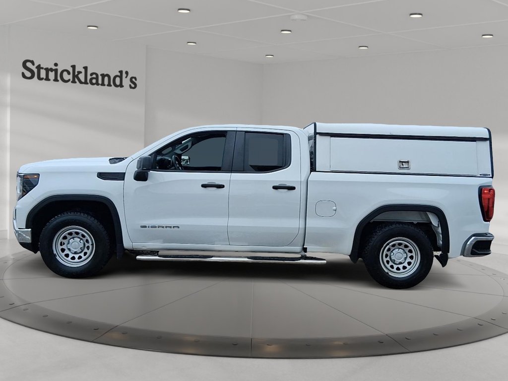 2022 GMC New Sierra 1500 Double Cab 4x4 Double Cab Standard Box 4WD Base in Stratford, Ontario - 5 - w1024h768px