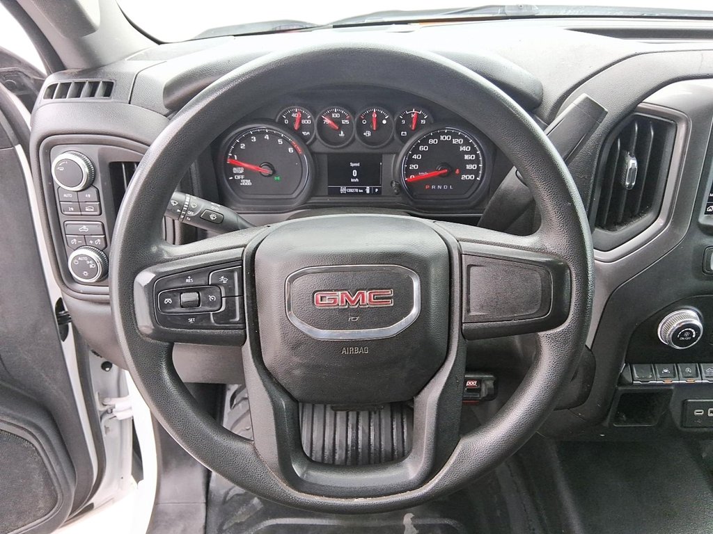 2022 GMC New Sierra 1500 Double Cab 4x4 Double Cab Standard Box 4WD Base in Stratford, Ontario - 12 - w1024h768px