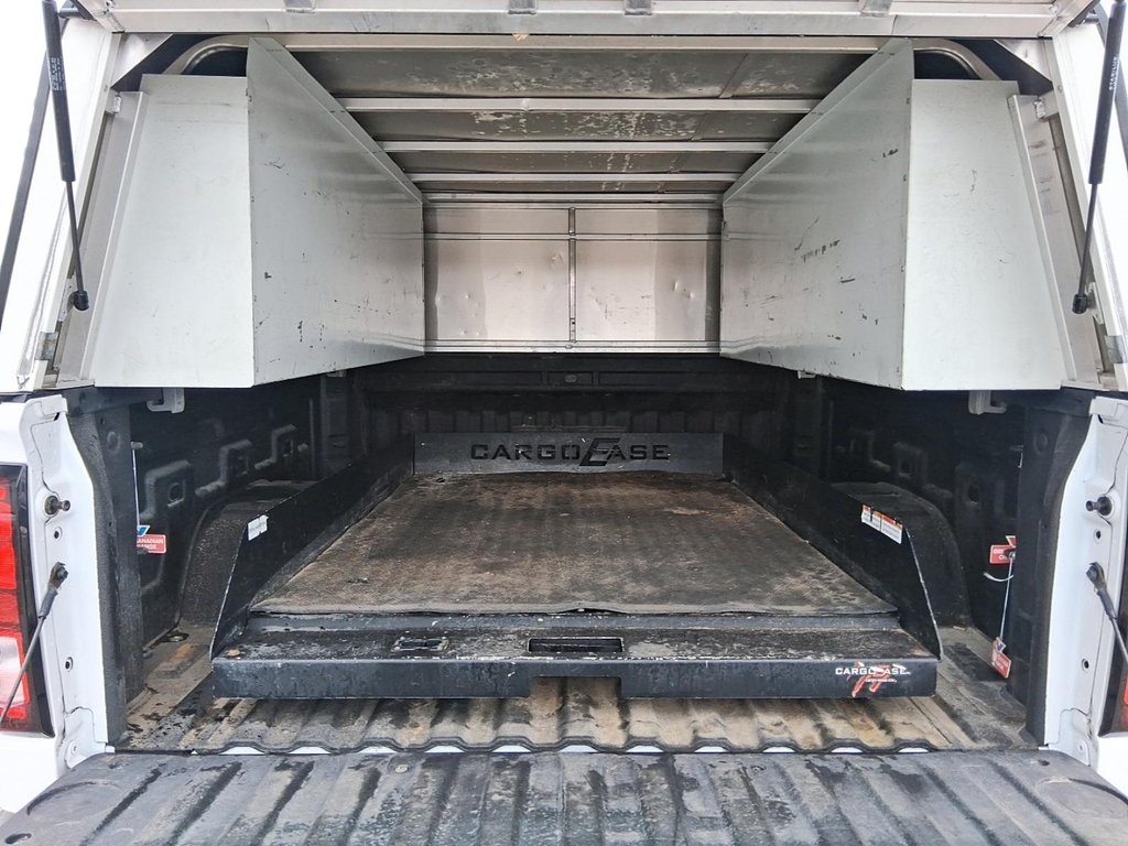 2022 GMC New Sierra 1500 Double Cab 4x4 Double Cab Standard Box 4WD Base in Stratford, Ontario - 19 - w1024h768px