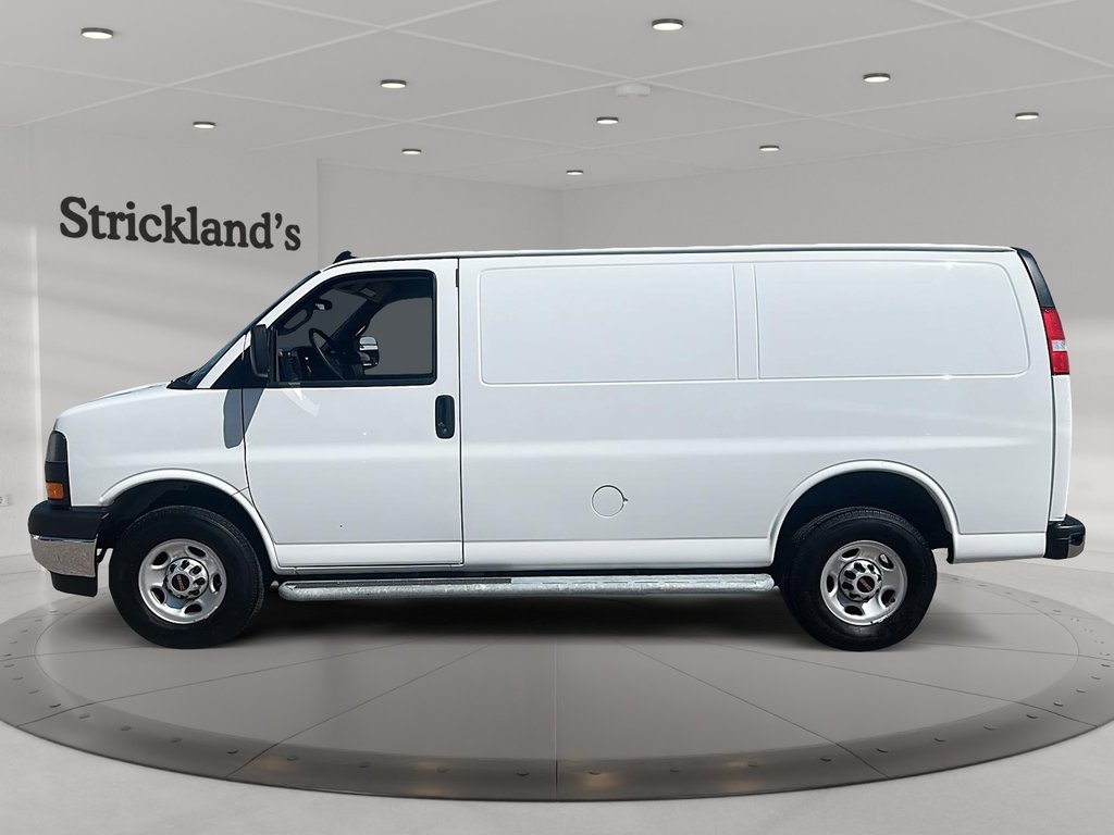 2022 GMC Savana Cargo 2500 135wb 2WD in Stratford, Ontario - 5 - w1024h768px