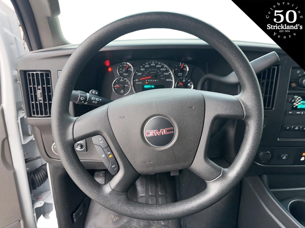 2023 GMC Savana Cargo 2500 135wb 2WD in Stratford, Ontario - 11 - w1024h768px