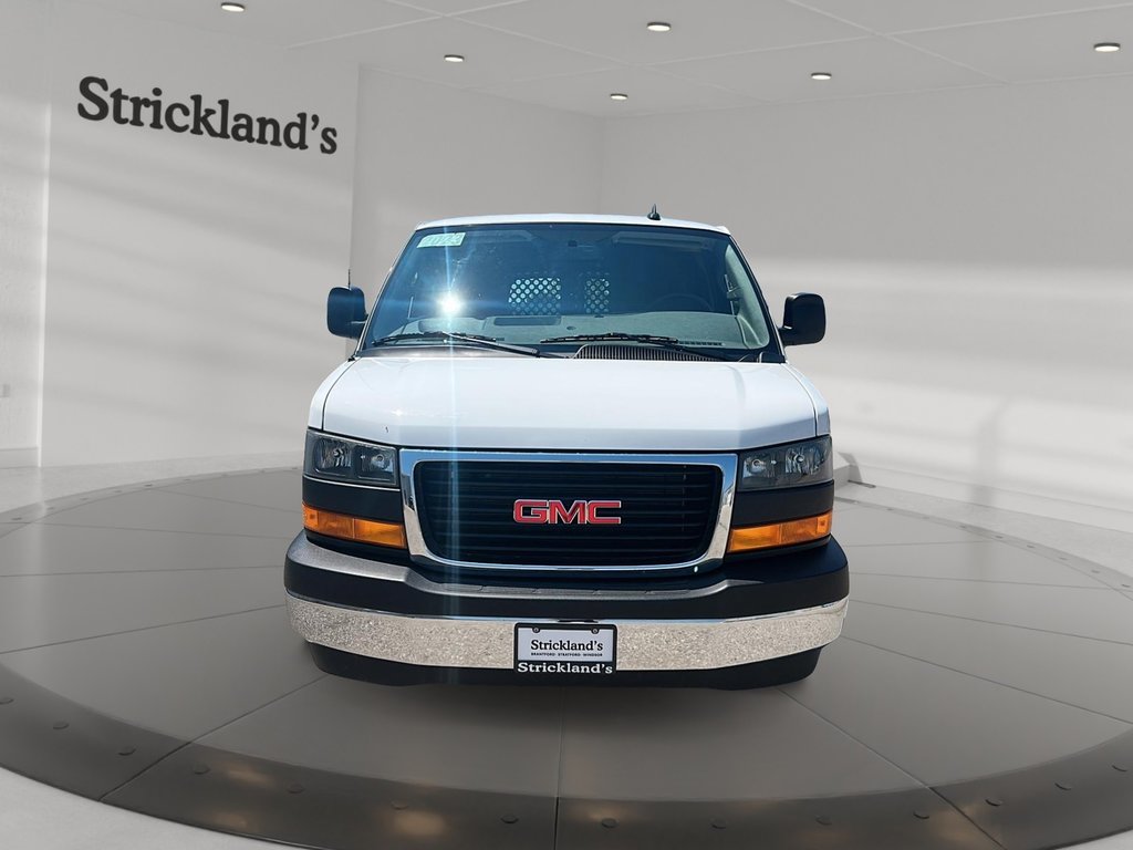 2023 GMC Savana Cargo 2500 135wb 2WD in Stratford, Ontario - 2 - w1024h768px