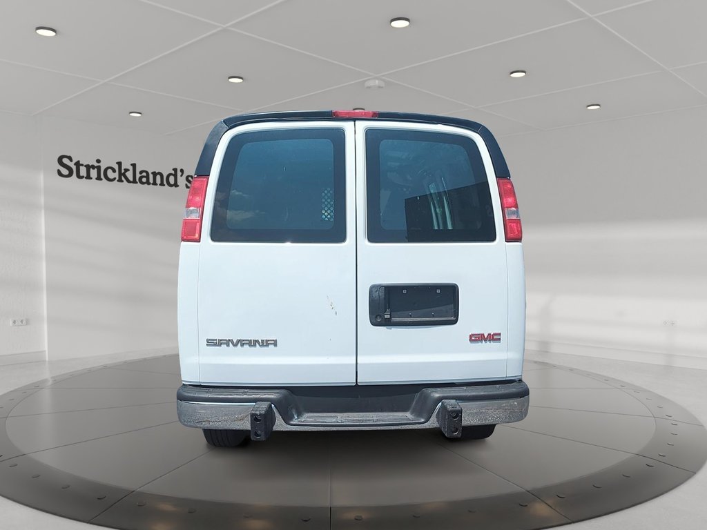 2023 GMC Savana Cargo 2500 135wb 2WD in Stratford, Ontario - 3 - w1024h768px