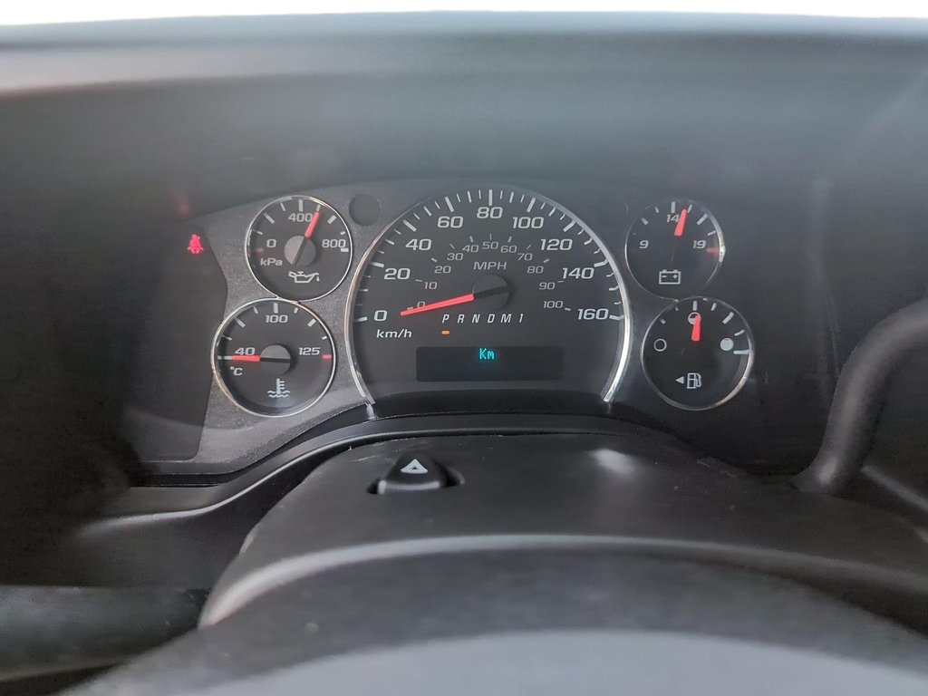 2023 GMC Savana Cargo 2500 135wb 2WD in Stratford, Ontario - 11 - w1024h768px