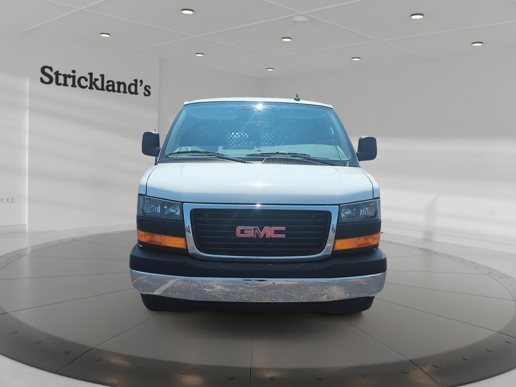 2023 GMC Savana Cargo 2500 135wb 2WD in Stratford, Ontario - 2 - w1024h768px
