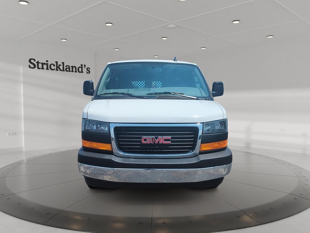 2023 GMC Savana Cargo 2500 135wb 2WD in Stratford, Ontario - 2 - w1024h768px