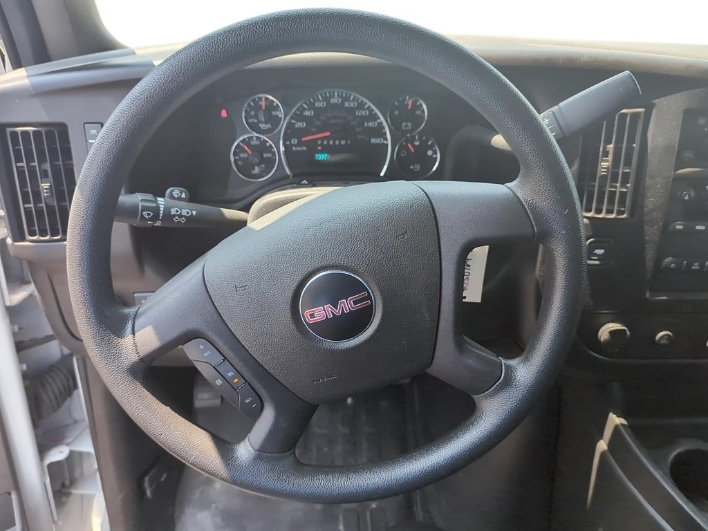 2023 GMC Savana Cargo 2500 135wb 2WD in Stratford, Ontario - 12 - w1024h768px