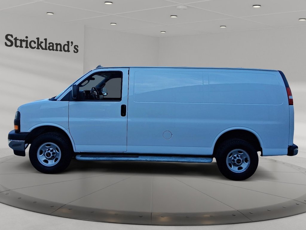 2023 GMC Savana Cargo 2500 135wb 2WD in Stratford, Ontario - 5 - w1024h768px