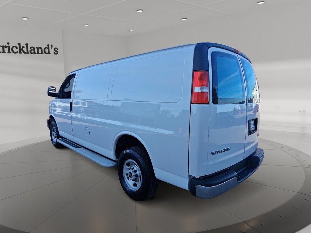 2023 GMC Savana Cargo 2500 135wb 2WD in Stratford, Ontario - 4 - w1024h768px