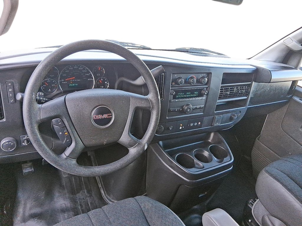 2023 GMC Savana Cargo 2500 135wb 2WD in Stratford, Ontario - 12 - w1024h768px
