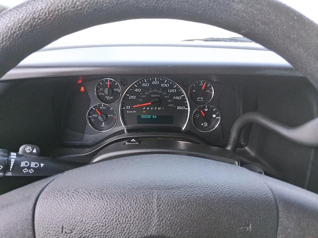 2023 GMC Savana Cargo 2500 135wb 2WD in Stratford, Ontario - 16 - w1024h768px