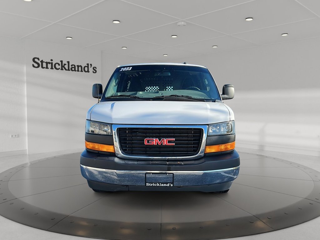 2023 GMC Savana Cargo 2500 135wb 2WD in Stratford, Ontario - 2 - w1024h768px