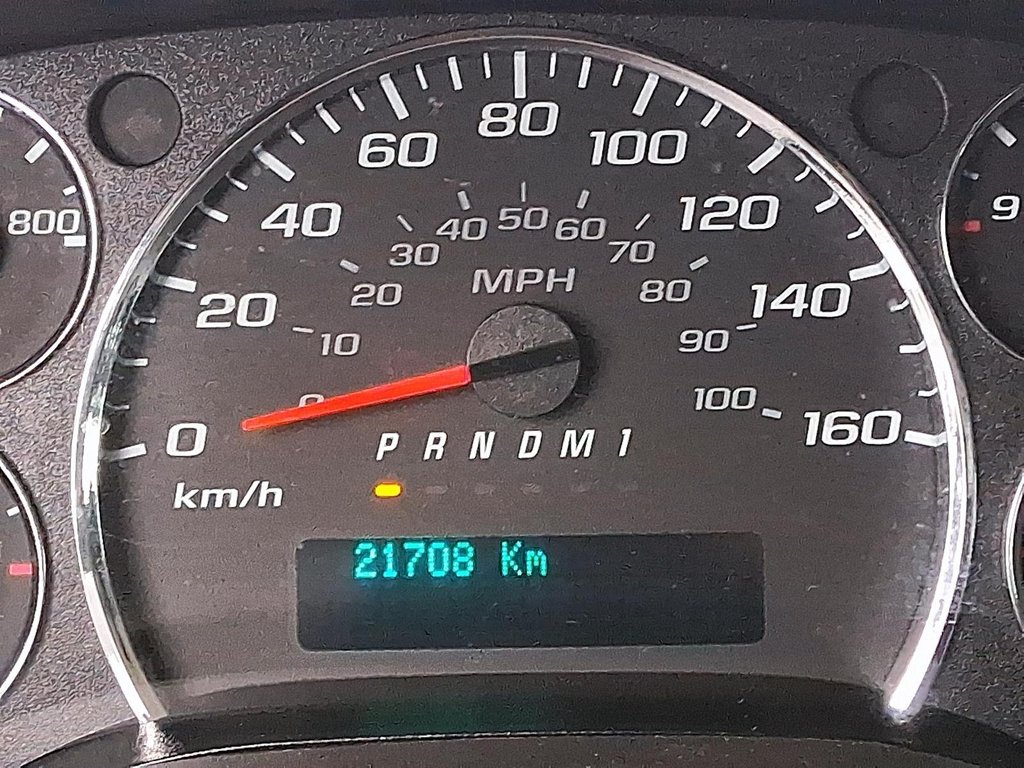 2023 GMC Savana Cargo 2500 135wb 2WD in Stratford, Ontario - 13 - w1024h768px