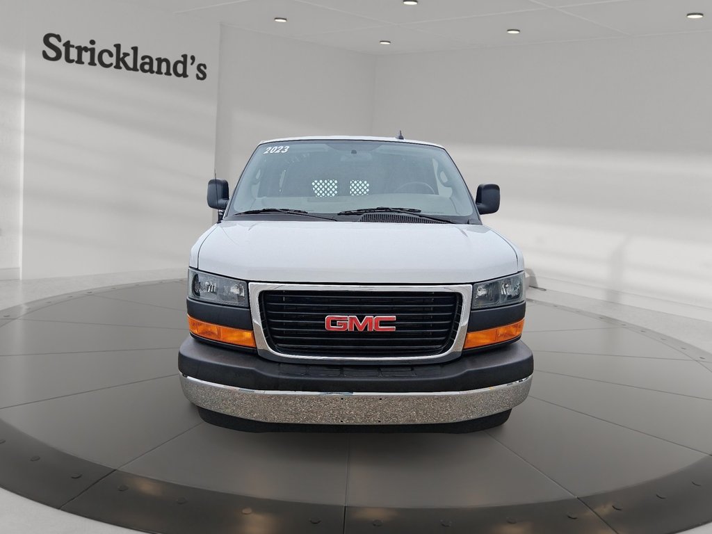 2023 GMC Savana Cargo 2500 135wb 2WD in Stratford, Ontario - 2 - w1024h768px