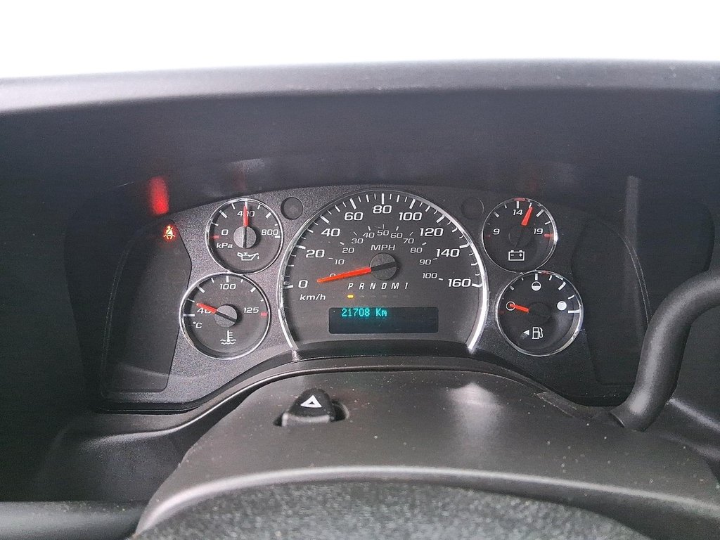 2023 GMC Savana Cargo 2500 135wb 2WD in Stratford, Ontario - 14 - w1024h768px