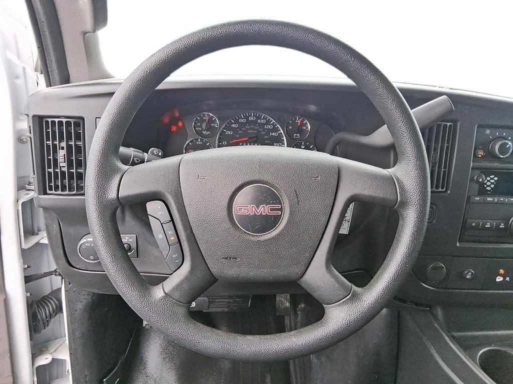 2023 GMC Savana Cargo 2500 135wb 2WD in Stratford, Ontario - 11 - w1024h768px