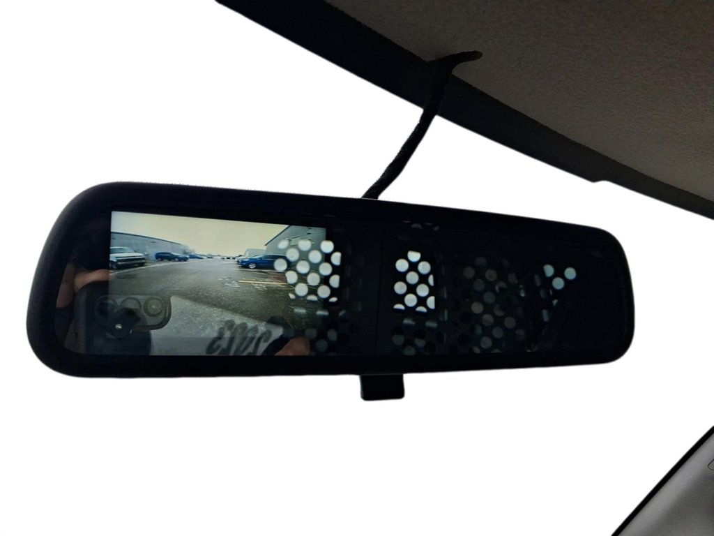 2023 GMC Savana Cargo 2500 135wb 2WD in Stratford, Ontario - 16 - w1024h768px