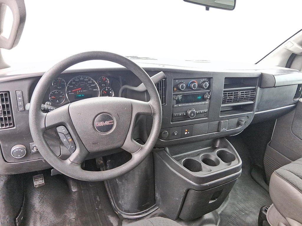 2023 GMC Savana Cargo 2500 135wb 2WD in Stratford, Ontario - 9 - w1024h768px