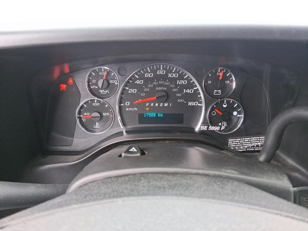 2023 GMC Savana Cargo 2500 135wb 2WD in Stratford, Ontario - 13 - w1024h768px