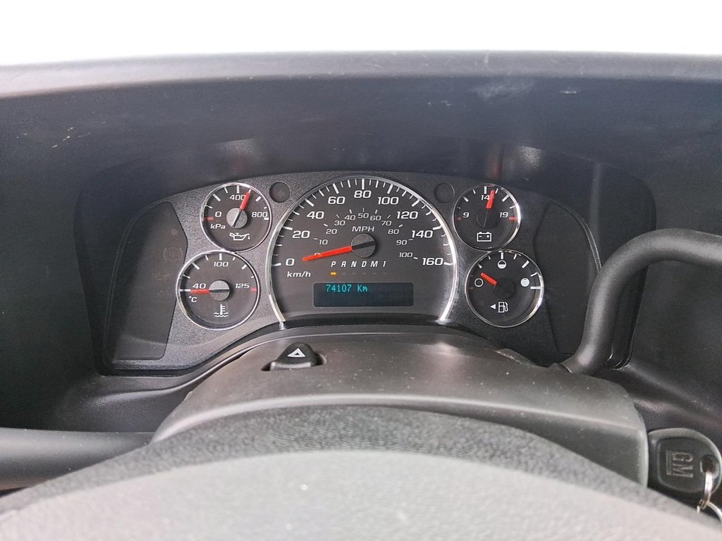2023 GMC Savana Cargo 2500 155wb 2WD in Stratford, Ontario - 13 - w1024h768px
