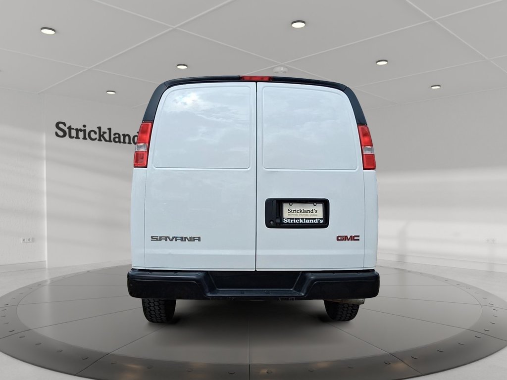 2023 GMC Savana Cargo 2500 155wb 2WD in Stratford, Ontario - 3 - w1024h768px